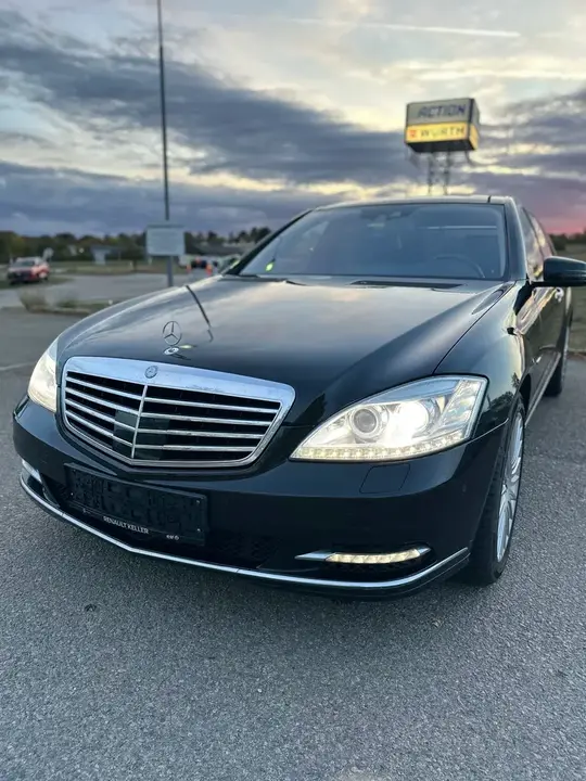 Mercedes-Benz S-Class 2012 photo 2