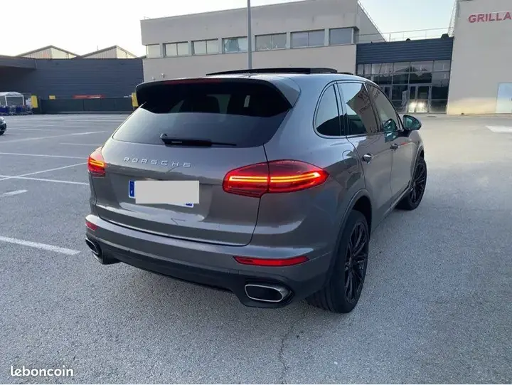 Porsche Cayenne 2015 photo 3