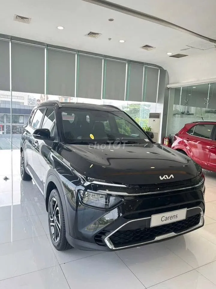 Kia Carens 2025 photo 3
