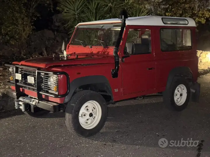Land Rover Defender 90 2026 photo 3