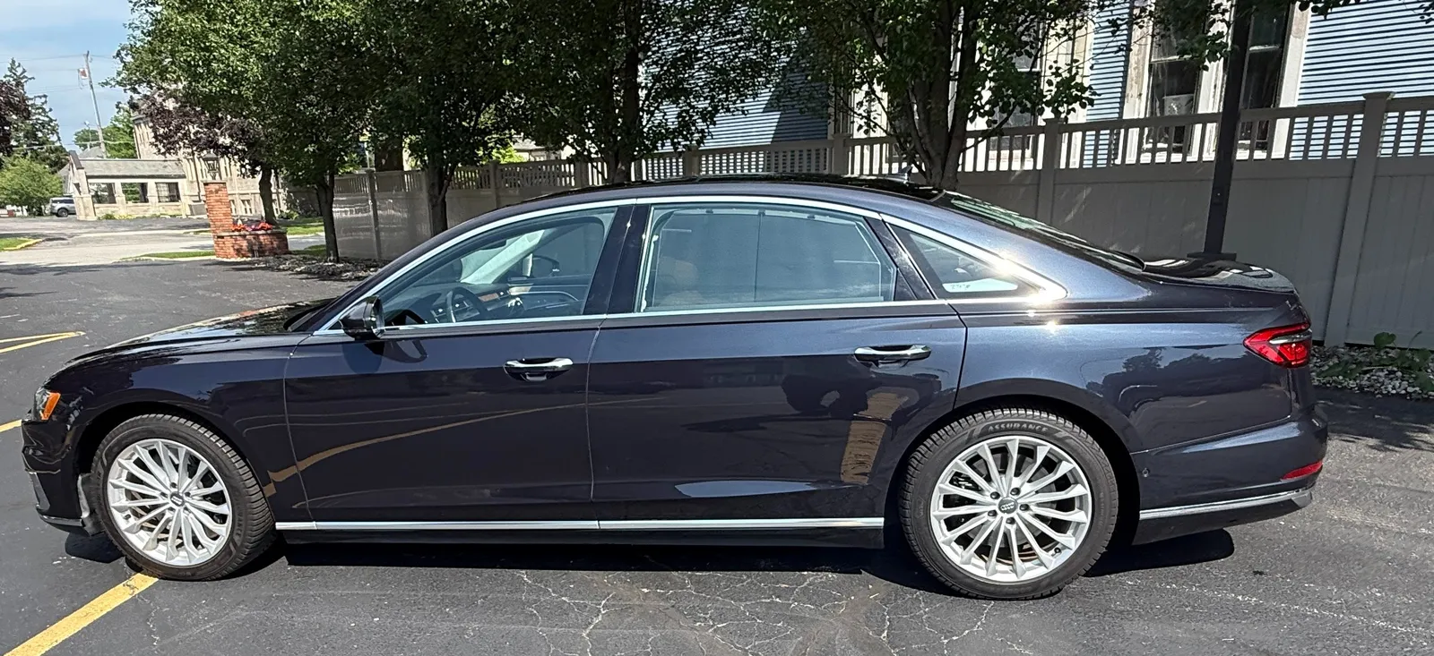 Audi A8 L