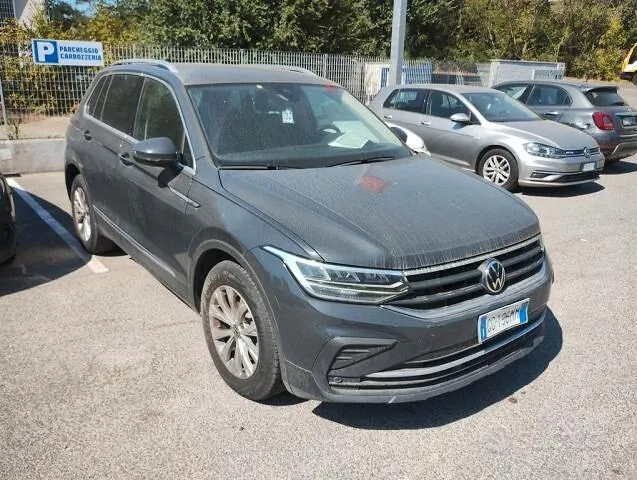 Volkswagen Tiguan 2021 photo 4