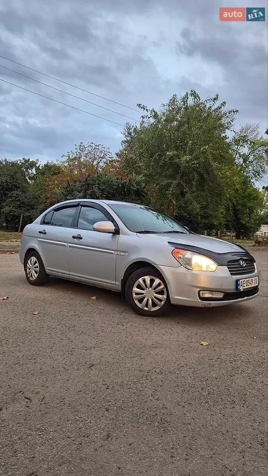 Hyundai Accent 2008 photo 4