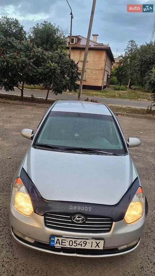 Hyundai Accent 2008 photo 3