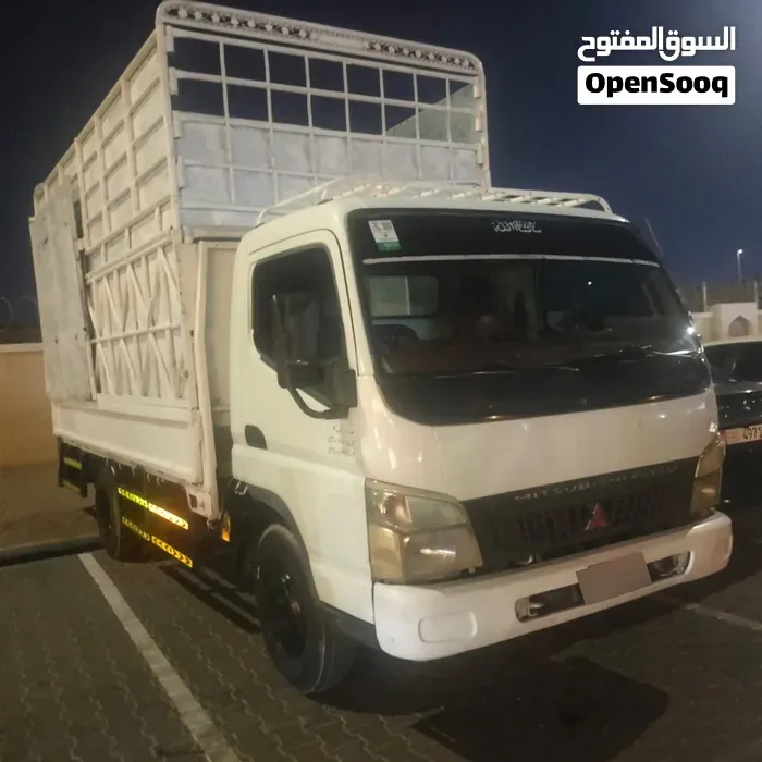Mitsubishi Canter 2006 photo 2