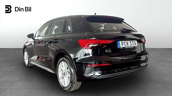 Audi A3 2024 photo 3