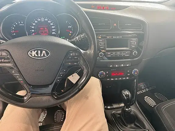Kia Ceed 2014 photo 5