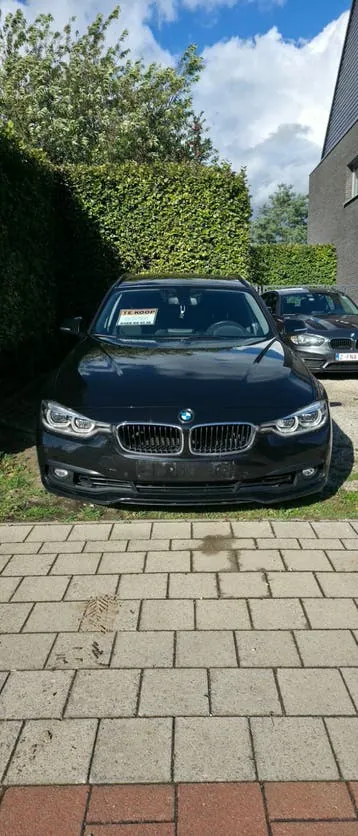 BMW 318I