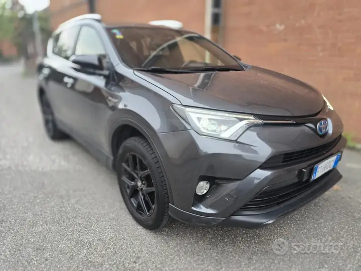 Toyota Rav4 2018 photo 4