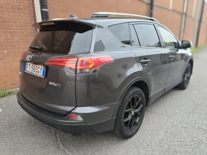 Toyota Rav4 2018 photo 5