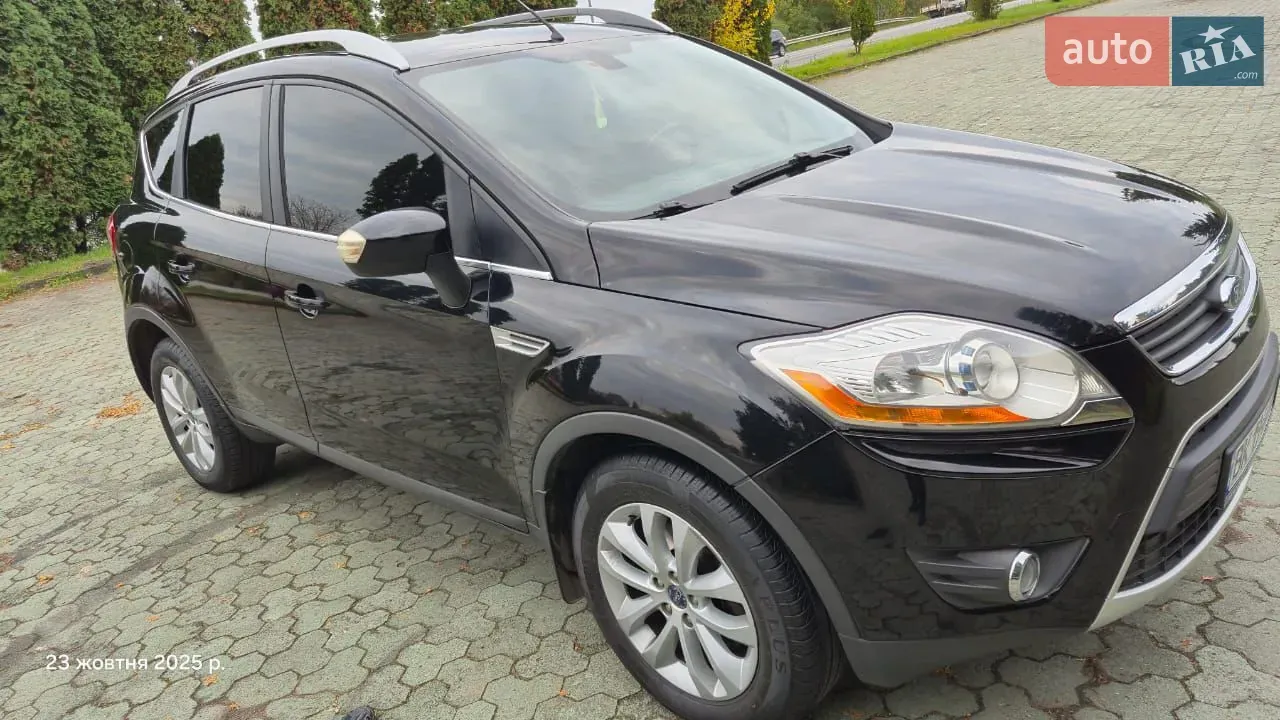 Ford Kuga 2010 photo 2