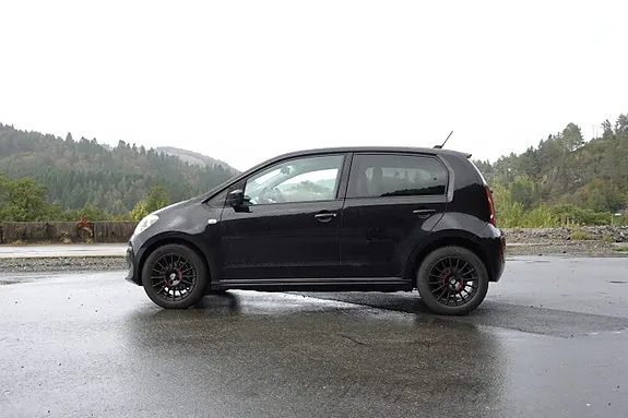 Volkswagen E-Up! 2015 photo 2