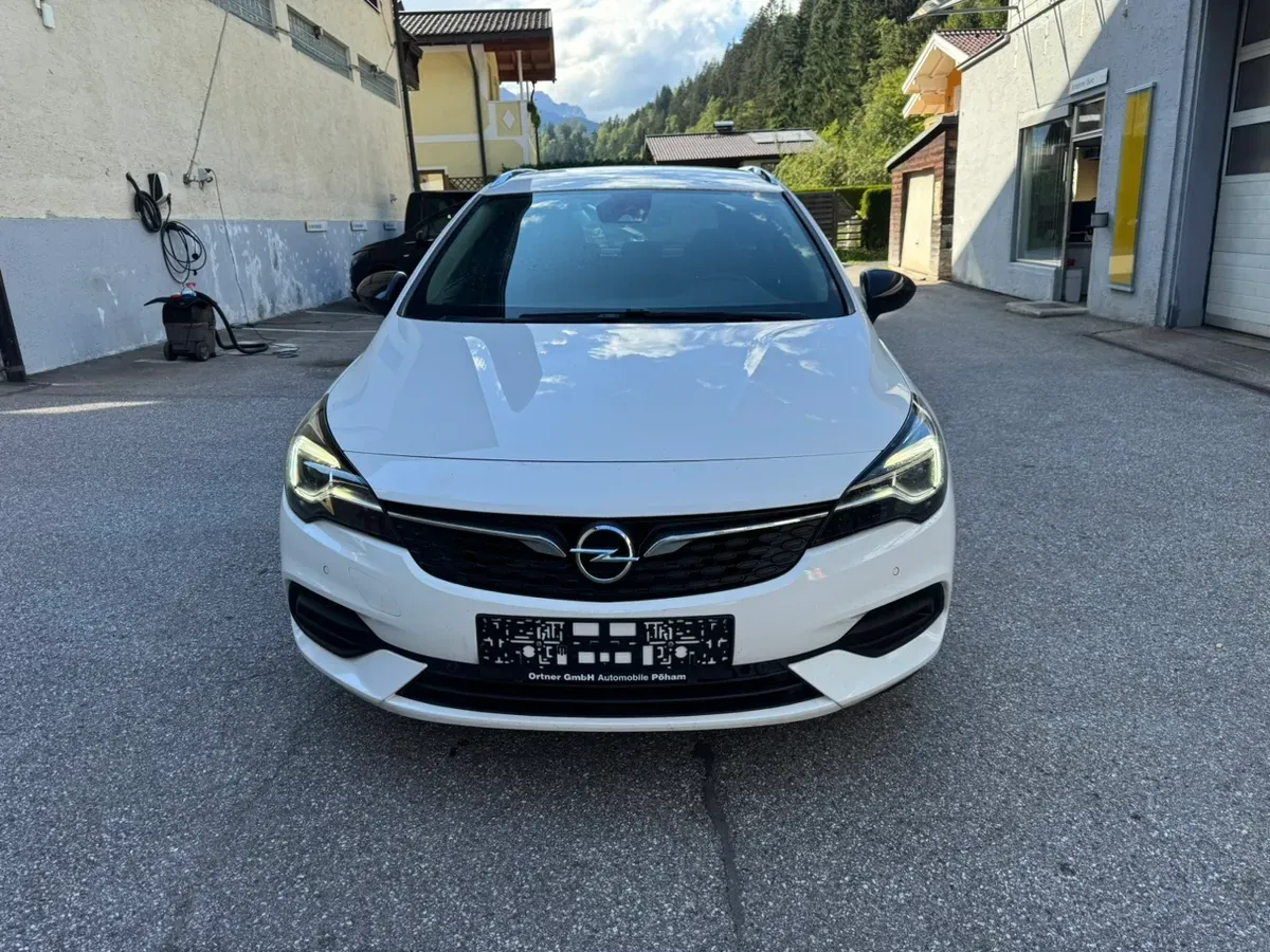 Opel Astra 2021 photo 3