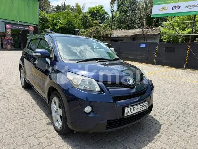 Toyota Ist