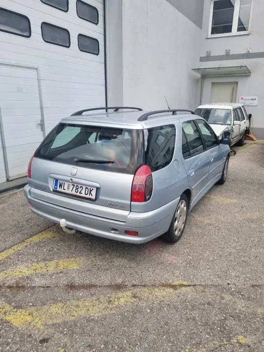 Peugeot 306