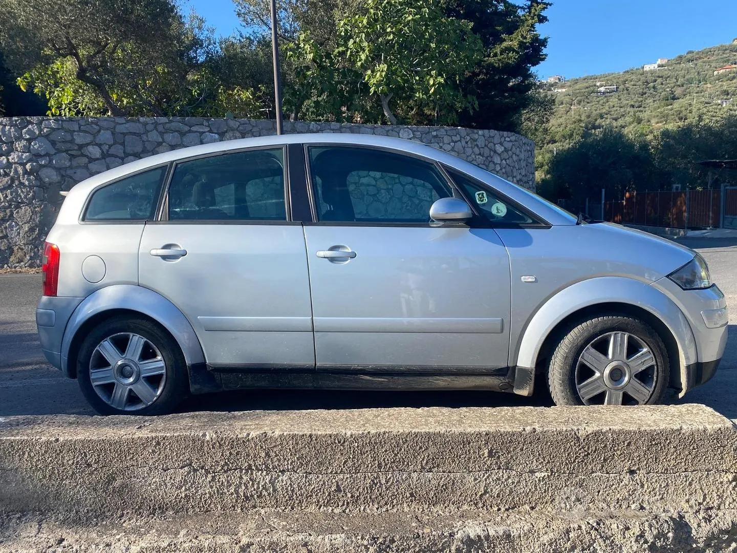 Audi A2 2004 photo 2