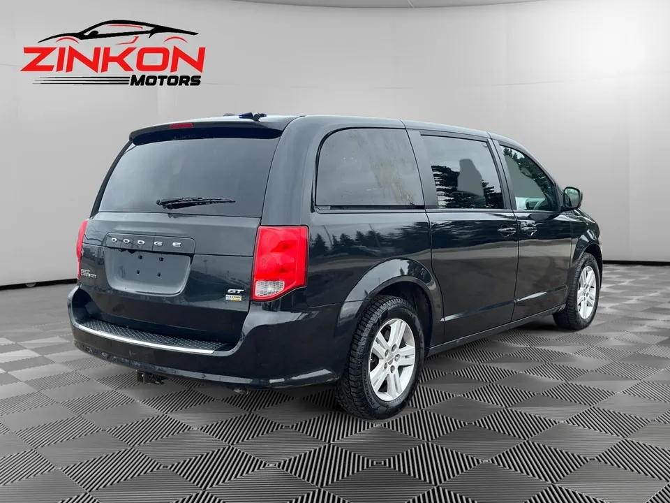 Dodge Grand Caravan 2018 photo 5