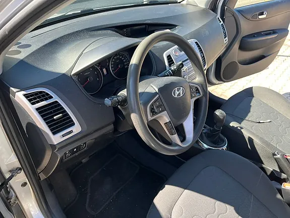 Hyundai I20 2010 photo 5