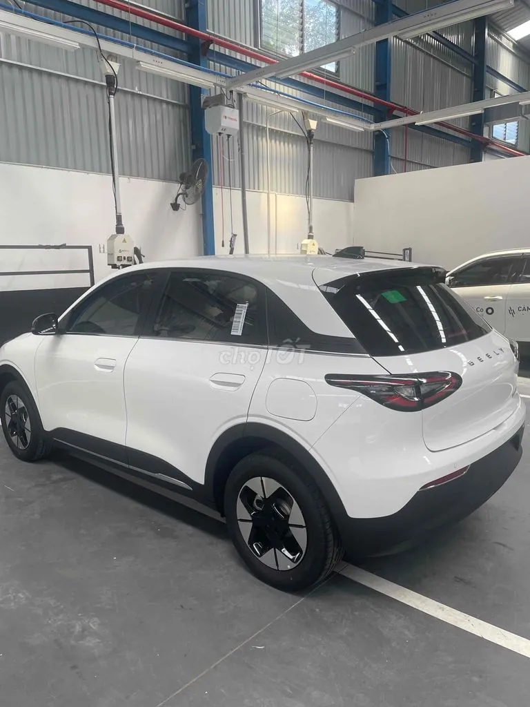 Geely Ex2
