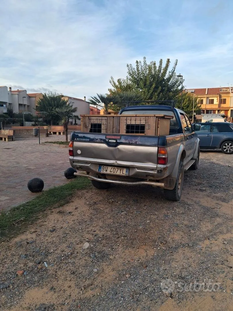 Mitsubishi L200 2001 photo 4