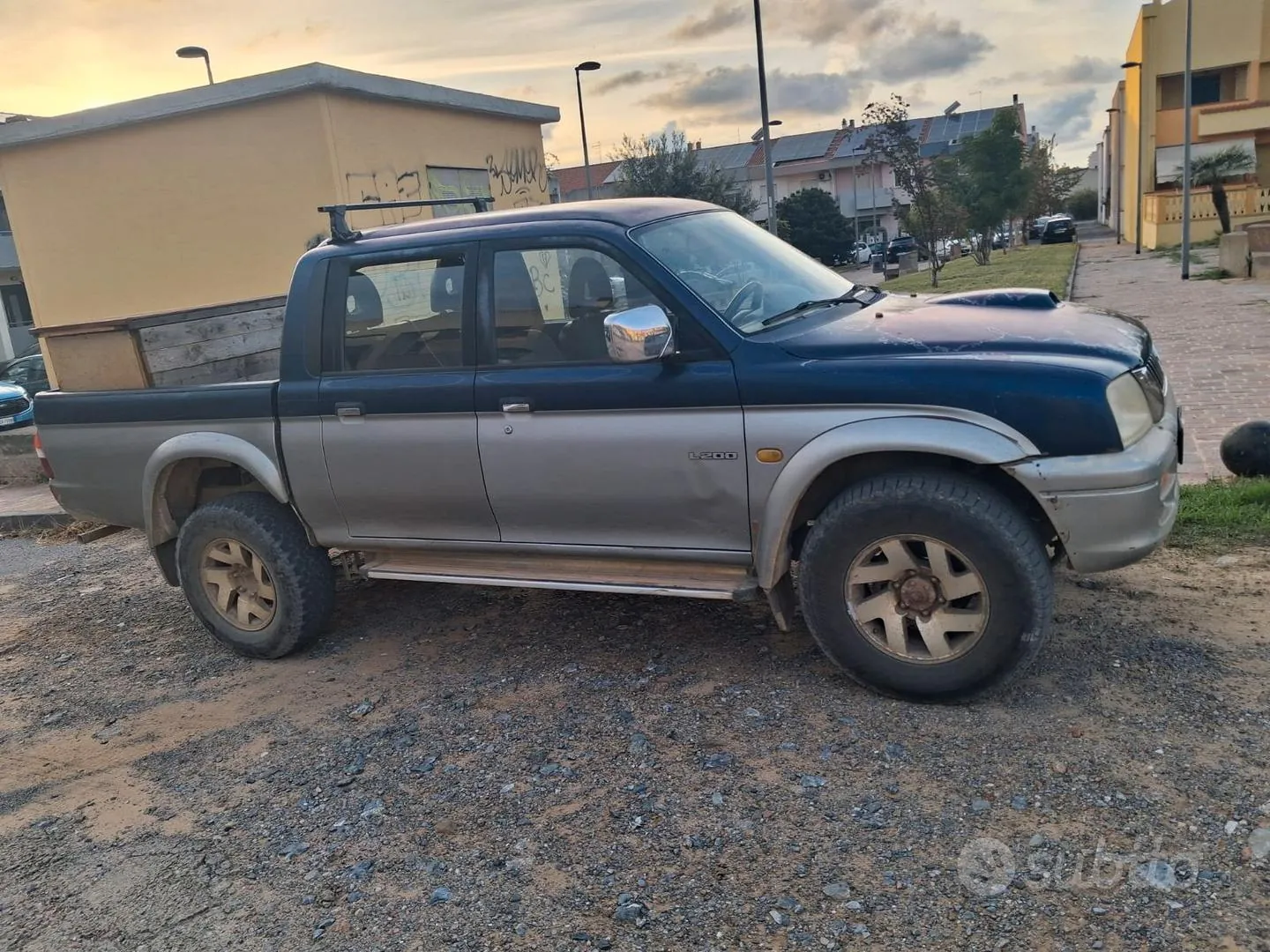 Mitsubishi L200