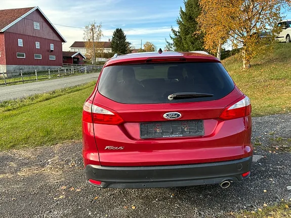 Ford Focus 2012 photo 3
