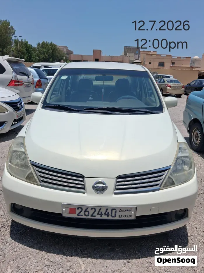 Nissan Tiida