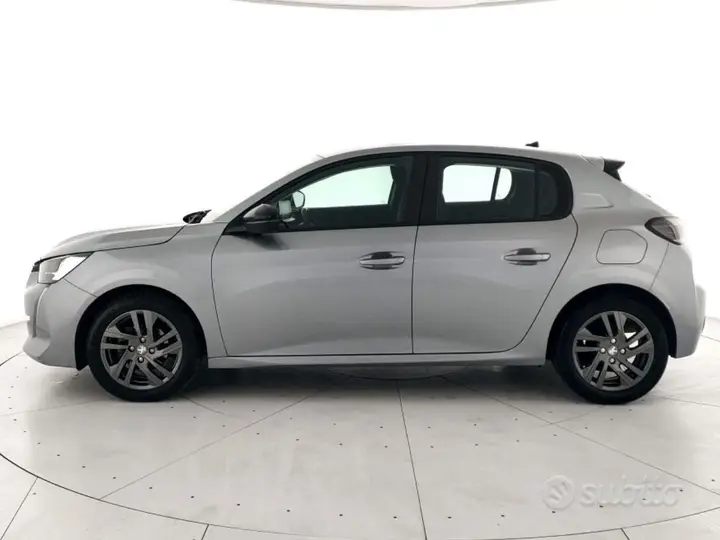Peugeot 208 2022 photo 2