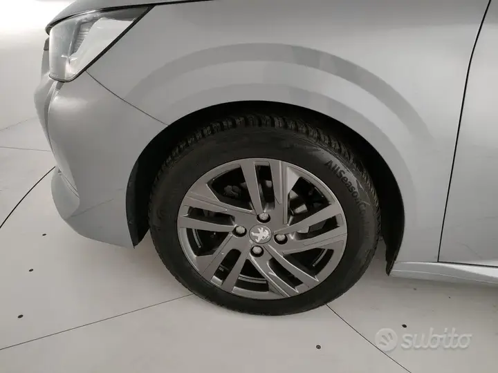 Peugeot 208 2022 photo 5