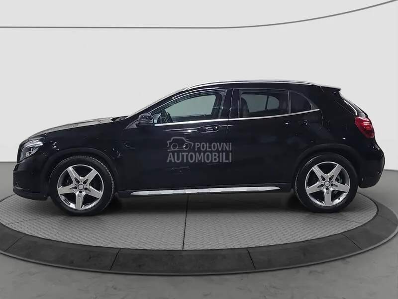 Mercedes-Benz Gla 180 2016 photo 2