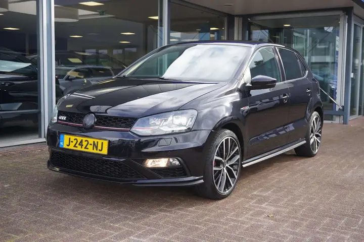 Volkswagen Polo 2015 photo 5