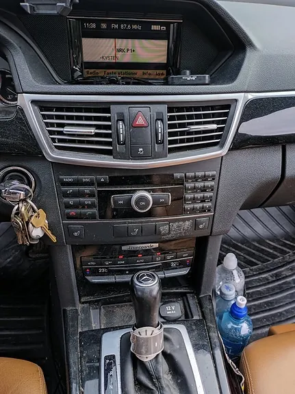 Mercedes-Benz E220 D 2009 photo 3