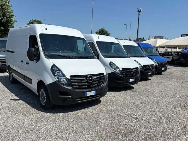 Opel Movano