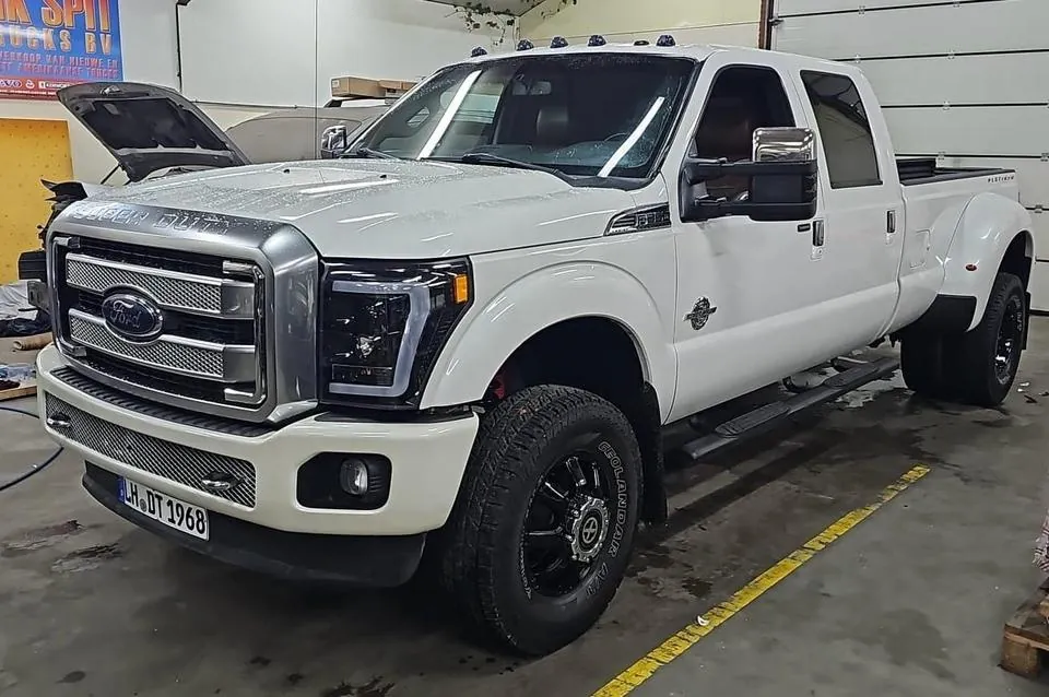 Ford F-350 Super Duty