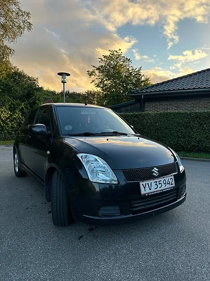 Suzuki Swift 2007 photo 2