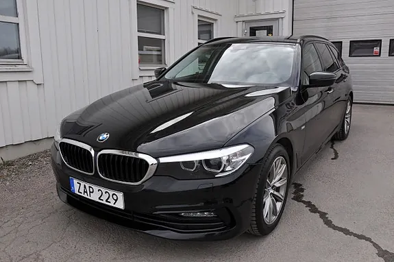BMW 530I 2018 photo 2