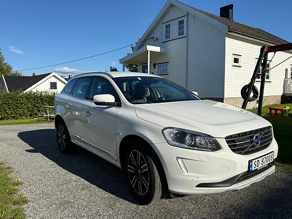 Volvo Xc60 2017 photo 3