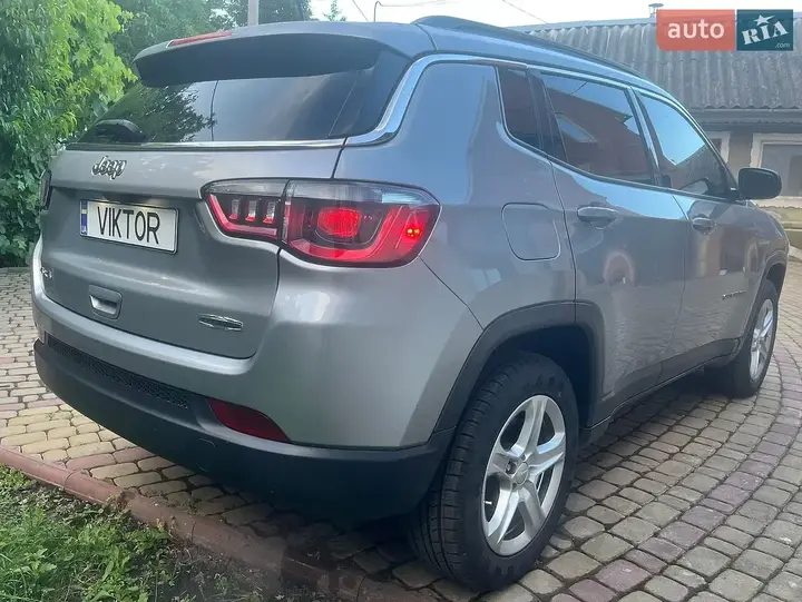 Jeep Compass 2023 photo 2