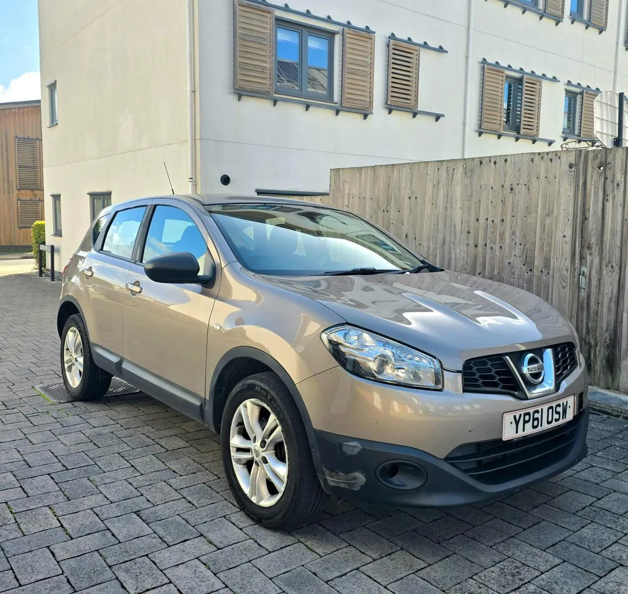 Nissan Qashqai 2011 photo 5