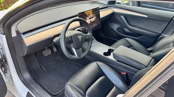 Tesla Model 3 2022 photo 5