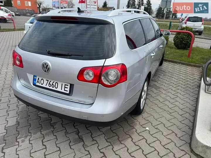 Volkswagen Passat 2010 photo 4