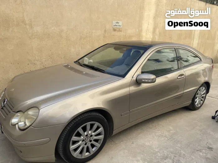 Mercedes-Benz C-Class 2002 photo 2