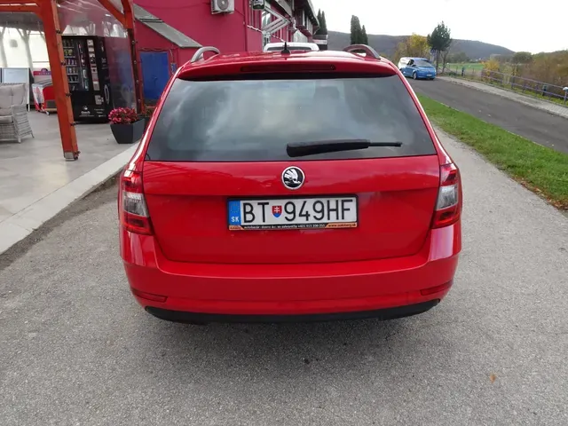 Skoda Octavia Combi 2018 photo 4