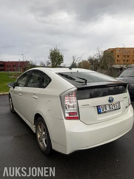 Toyota Prius 2010 photo 4