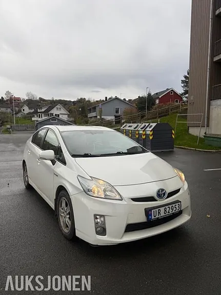 Toyota Prius 2010 photo 2