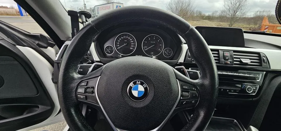 BMW 320D