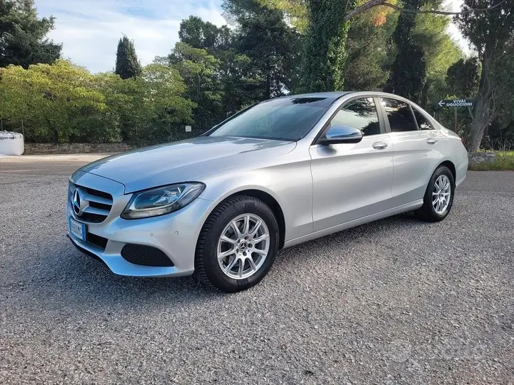 Mercedes-Benz C180