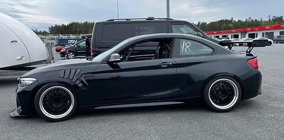 BMW M2 2017 photo 3