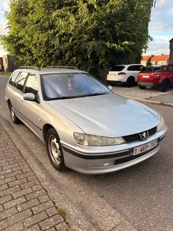 Peugeot 406