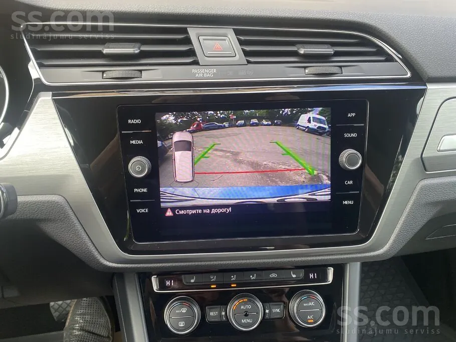 Volkswagen Touran 2018 photo 5